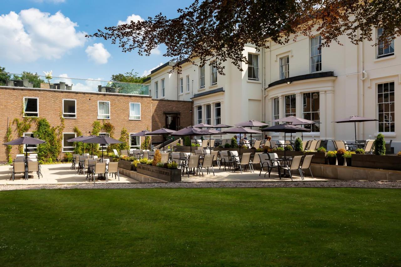 Rainhill Hall Hotel Exterior photo